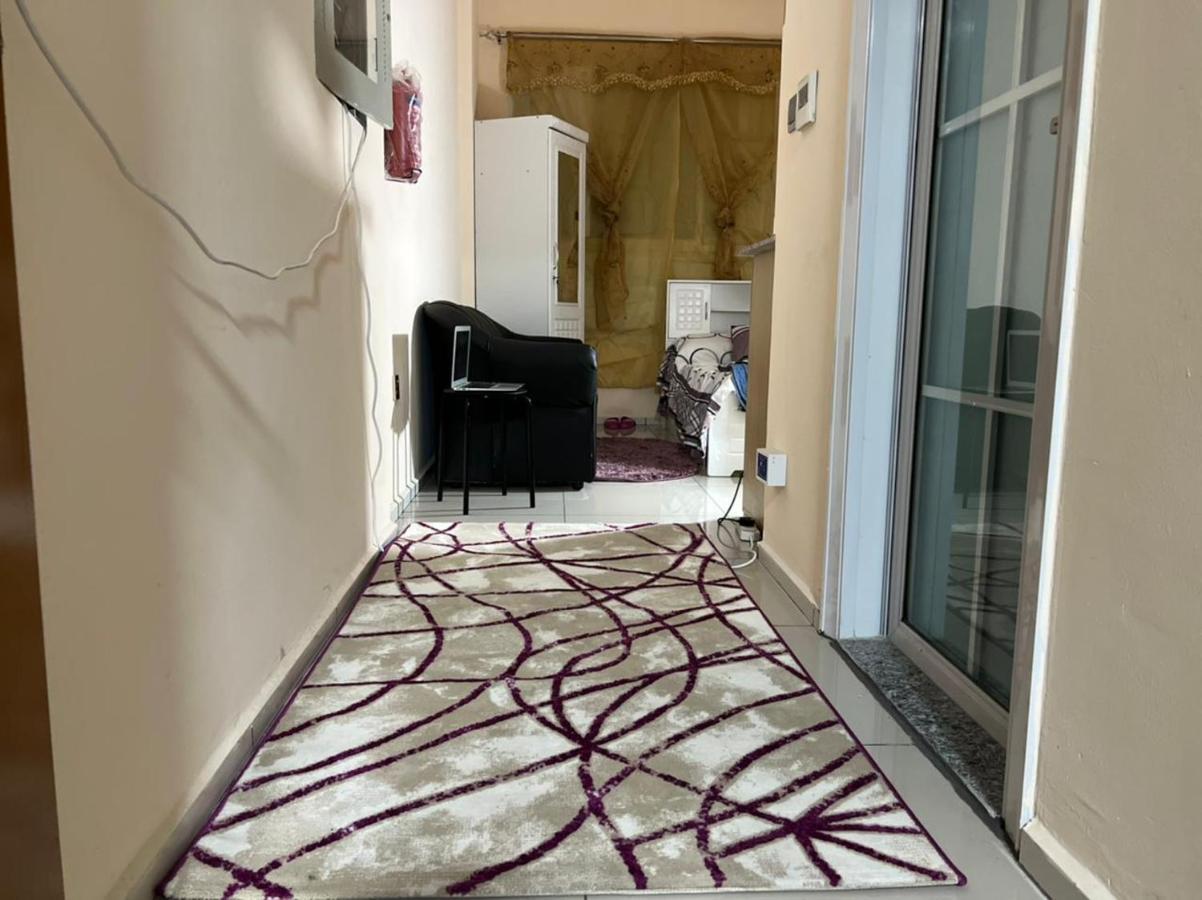 Dubai Creeck Realty Hostel Deluxe Studios Exterior photo